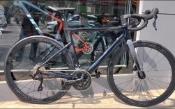 Java JRadioButton如何实现单选功能？