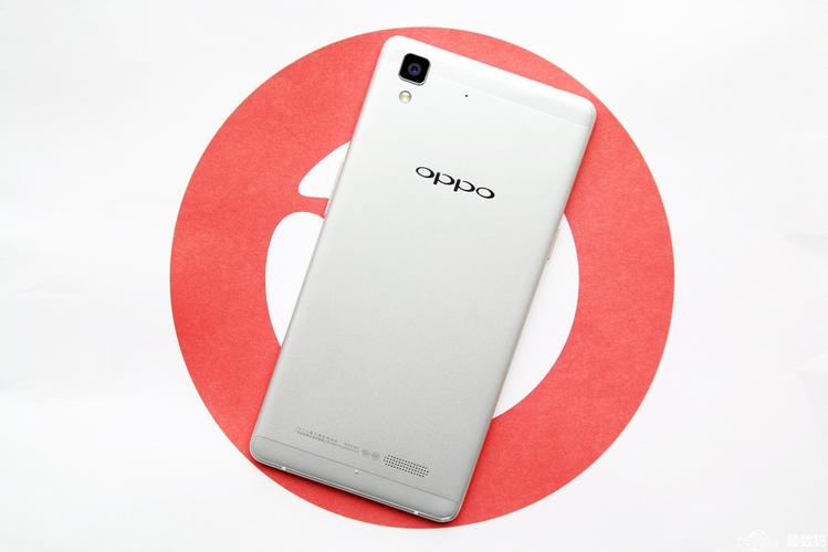 oppor7双卡槽如何正确插入图片卡？-图2