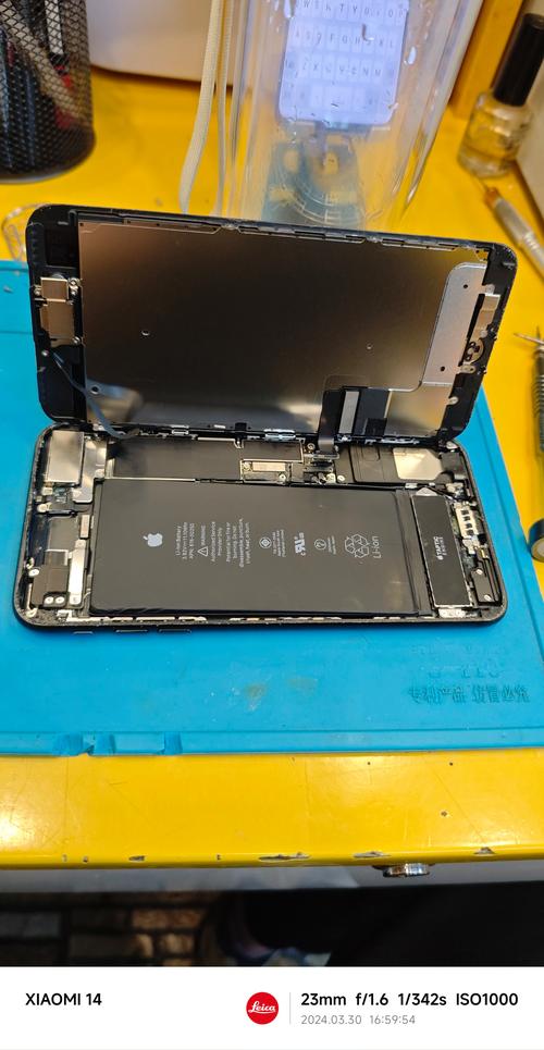 iPhone 6s换电池教程，自己动手难不难？-图3