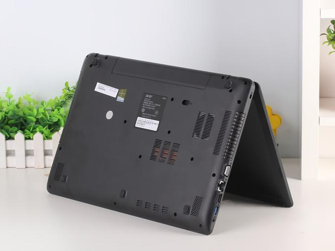 宏碁e5 572g拆机步骤是怎样的？-图2