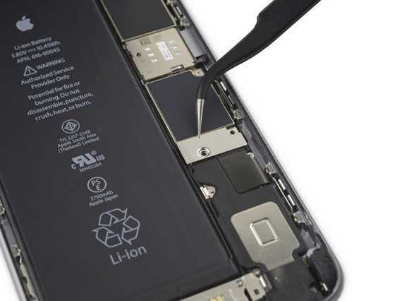 iPhone 6s换听筒教程具体步骤是什么？-图3