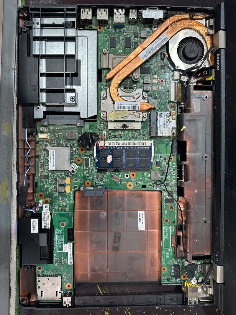 联想G410如何拆机除尘？-图2