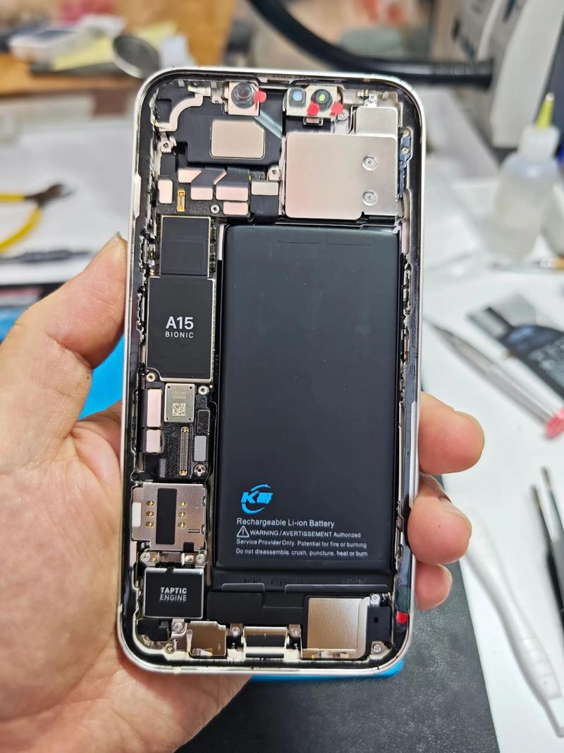 iPhone电池自己换难不难？-图1