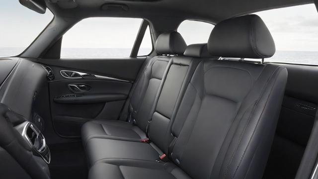 s35012年后排座椅怎么拆