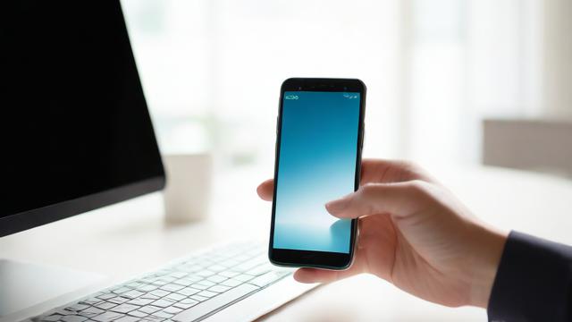 如何在电脑上轻松操作手机?实用指南分享