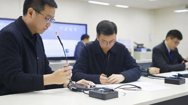 福州有哪些官方认证的苹果维修点？