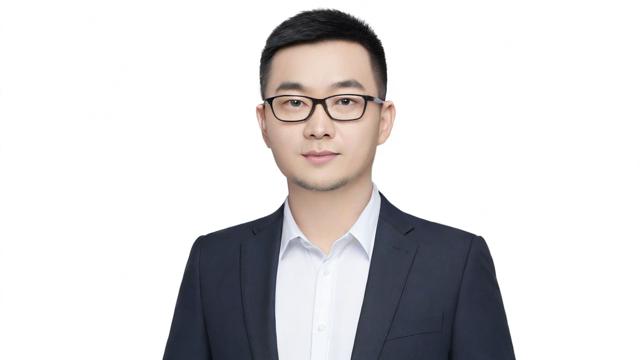 互联网曹磊,是行业先锋还是争议人物?